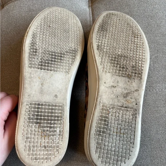 Steve Madden Leopard Print Women's Sneakers - Picture 5 of 5